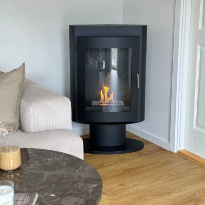 Trenton Bioethanol Stove on Stand by ScandiFlames in black finish, featuring a modern design and efficient heating.