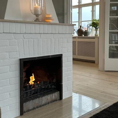 ScandiFlames Bioethanol Fireplace Insert - 30.5 cm in black, designed for existing fireplaces with a clean-burning flame.