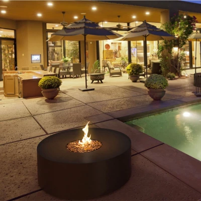 Galio Fire Pit Black Automatic – a stylish freestanding outdoor gas fireplace with remote control in a sleek black finish.