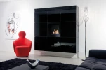 Safretti Nemo Black wall-mounted bioethanol fireplace with a sleek design and manual control.